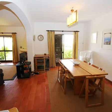 Moradia Perto Praia Holiday home